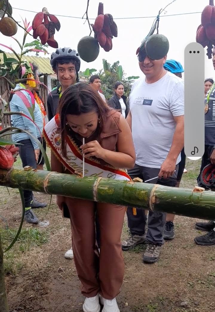 INAUGURACIÓN DEL TECHADO DE LA CANCHA DEL BARRIO EL COPAL